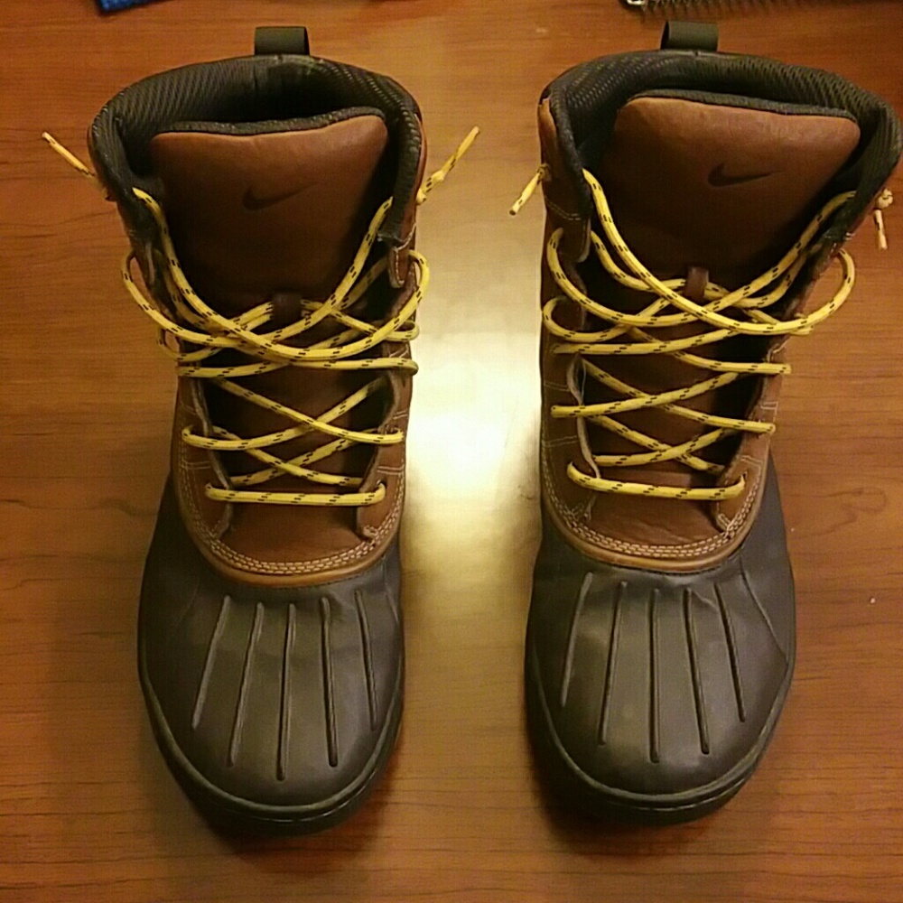 Nike Acg duck boots